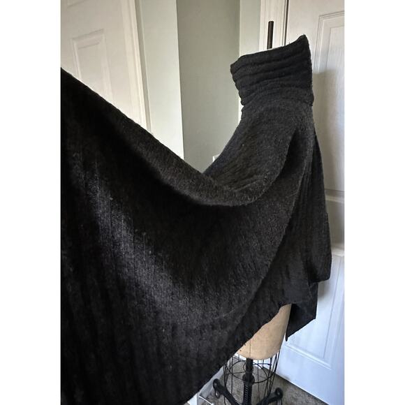 ALEXANDRA BARTLETT 100% Wool Turtleneck Sweater Poncho Top Dark Gray Charcoal - Picture 13 of 16
